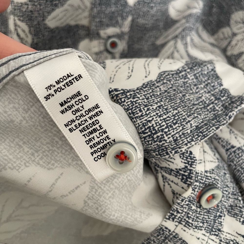 Mens XL Saks Fifth Avenue Navy & White Floral Short-Sleeve Button-Up Shirt - Picture 5 of 6